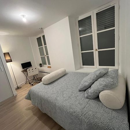 Chambre Chez Habitant Douche Wc Prives - Calme - Terrasse Saint-Germain-en-Laye ภายนอก รูปภาพ